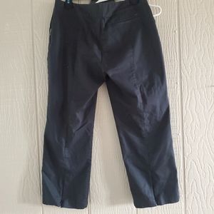 Nike Dri-fit black capri golf pants sz.8 M